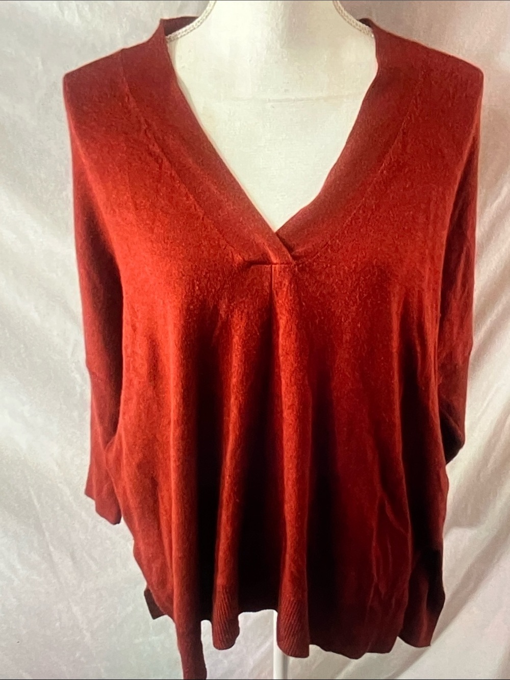 Ann Taylor Factory V-Neck Sweater in Rust Red